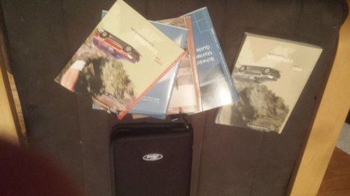 2002 ford explorer complete owner&#039;s manuals and zipper wallet