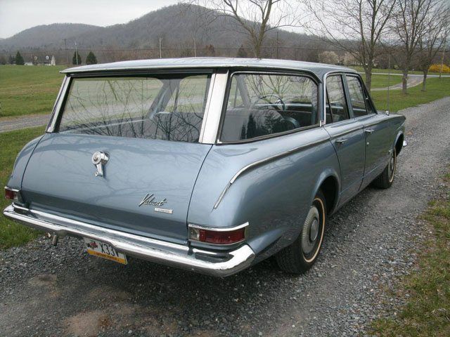 Rear quarter curved glass<br />
1963 plymouth valiant station wagon