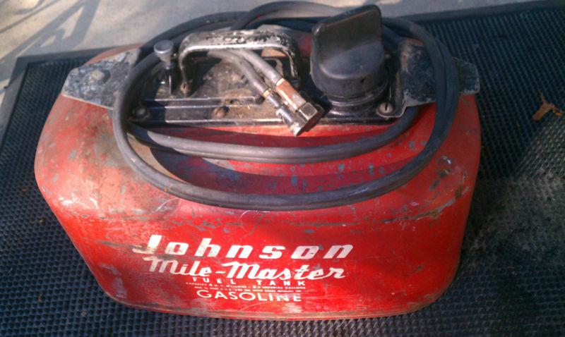 Vintage evinrude johnson outboard motor duel 2 line hose pressure fuel gas tank