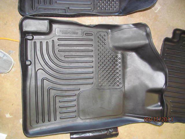 Husky floor liners for 07-12 hyundai sante fe- all trims front and rear