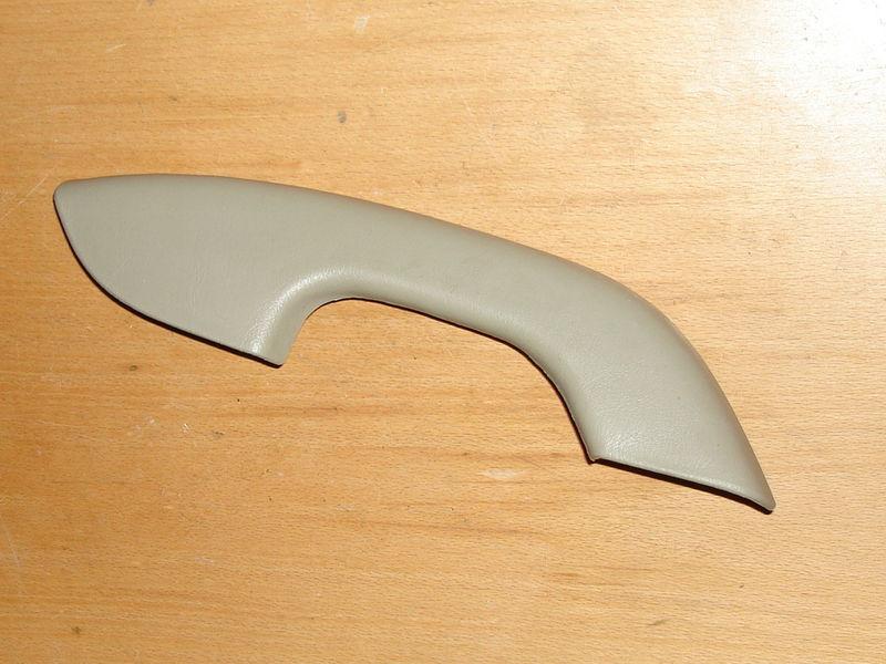1999 toyota corolla door panel arm rest grab handle cover rt front or rear tan 