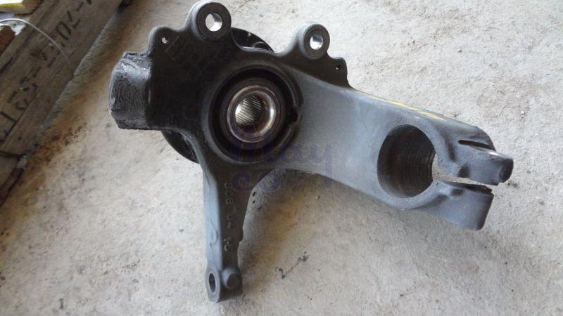 04 05 06 volvo s40 v50 c30 right front spindle knuckle bearing wheel carrier