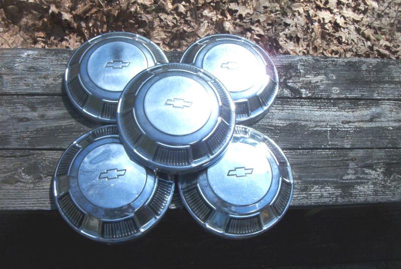 1969-74 chevy dog dish hubcaps, 10.5 inch, set of 4 plus spare, will fit others