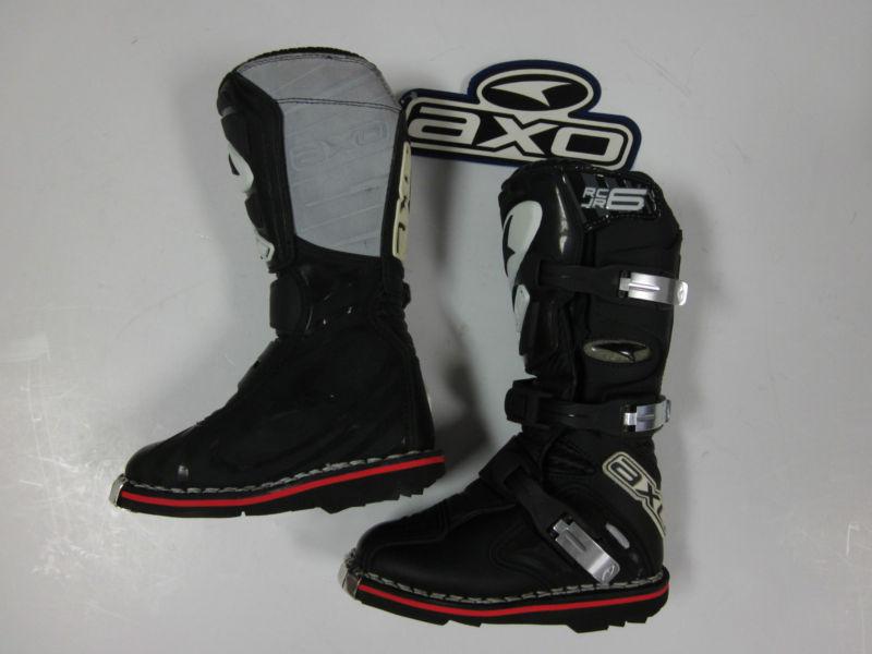 Axo off road  rc-6 jr boots  "black"  junior size us 12    p/n 1111-05-k12