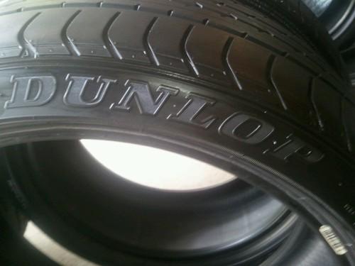 (4) dunlop sp sport 2050 225/40/18 high-performance summer tires