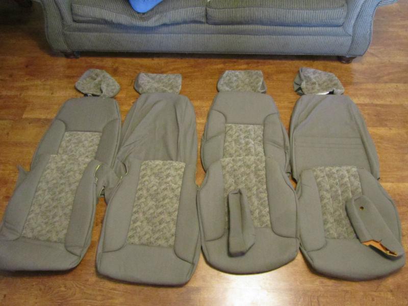 Hummer h1  seat covers   tan  cloth  complete set of 4  with  two armrest