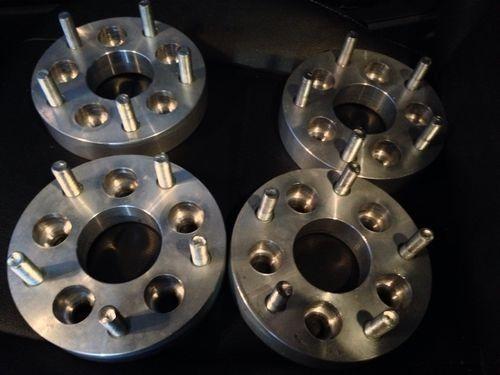 Motorsport wheel adapters fits 5x114.3 to fit 5x5 wheels not cheap ones 