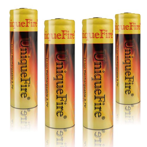 New 4pcs uniquefire 3.7v li-ion 18650 rechargeable flashlight battery 2600mah