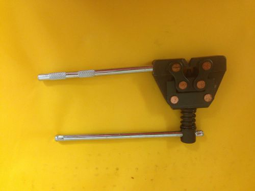 Roller chain breaker works with #35/40/41/420 chains