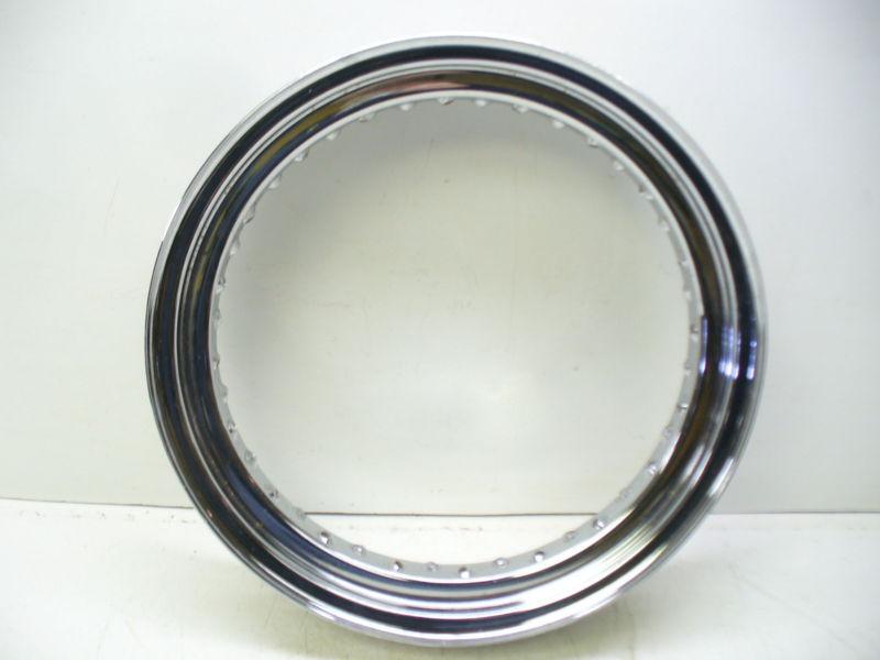 Harley vintage replica 16 x 3 chrome 40 spoke hog rim.