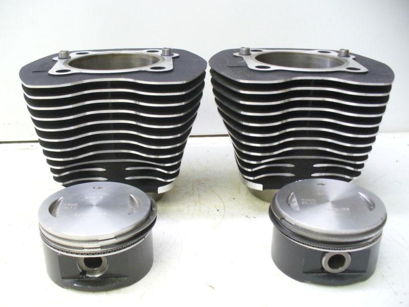 Harley early twin cam 88 oem pistons & black cylinders