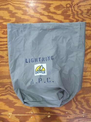 Doyle sail bag -- size large [30&#034;x27&#034;] -- brand new