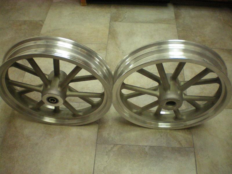 Brand new vintage re-production radir mag wheels