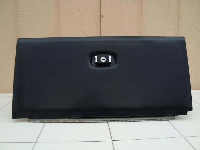 1985-89 lincoln town car glove box /storage compartment / oem (used)