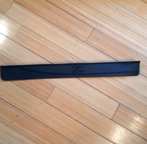 370z coupe driver side kick kicking scuff panel plate door sill oem oe factory