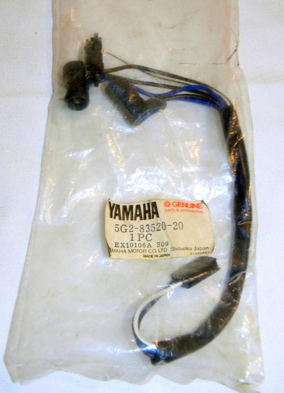 Yamaha xj750  1982 meter socket assembly nos  5g2-83520-20-00  4u8-83520-00-00