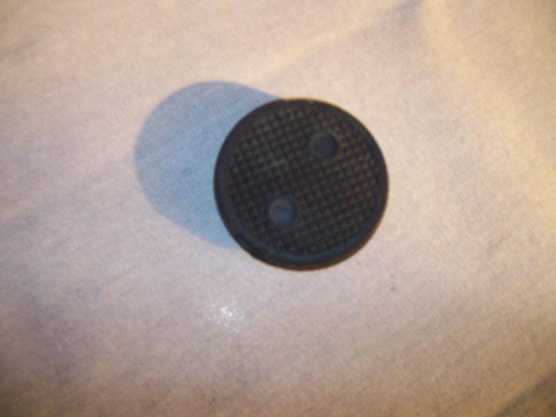 Round pedal pad for street rod or rat rod