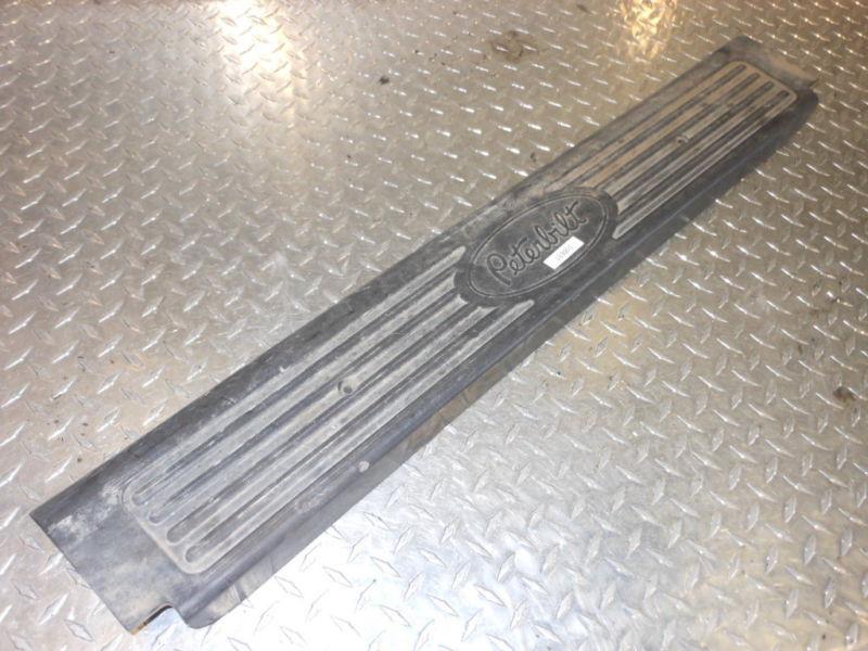 01 peterbilt 387 sill plate threshold plate driver side #316631 no reserve!