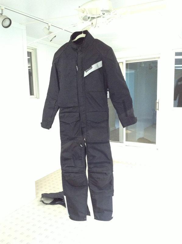 Aerostitch roadcrafter suit - men's 44 regular, black