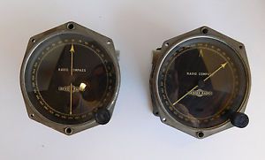 Vintage bendix radio compass indicator aircraft gauge