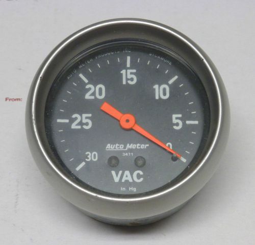 Used auto meter vacuum gauge 3471 autometer