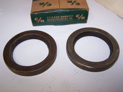 Large truck or tractor seals - c/r #19761d, 26209