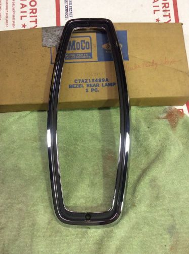Nos 1967 ford station wagon tail lamp door c7az-13489-a