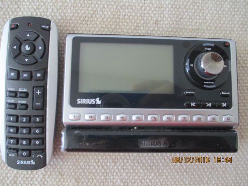 Sirius sportster sp4 satellite radio w/supv1 mount, ac adapter, remote, manual