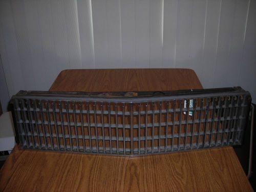 Very nice hard to find 1977 1978 1979 cadillac seville front grille-wow!!!