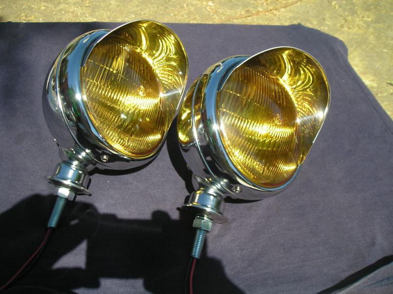 New pair of 12-volt vintage style amber fog lights with visors !