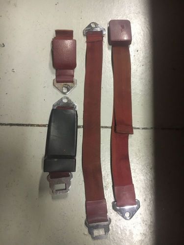 1965 mustang red front seatbelts