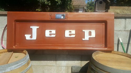 1974 jeep tailgate