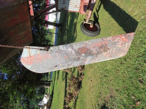 Catalina 22 sailboat keel-swing keel off a 1974 can help arrange shipping 300.00