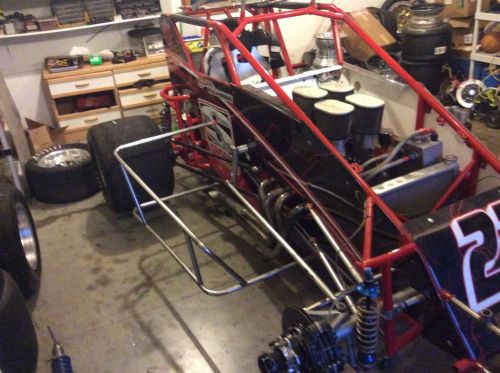 Race ready pavement sprint car roller and motor