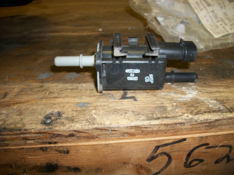 Ac-delco vapor canister purge check valve 2007 avalanche 214-1680 12597567