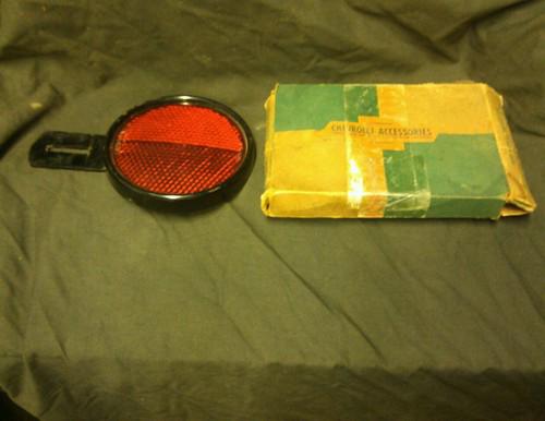 1948-1942 1940 1939 1937 1935  chevrolet factory issued red reflex reflector 