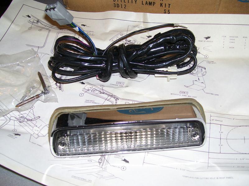 New 1980-89 f250 utility lamp kit e2tz-15550-a.