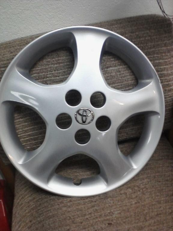Toyota 15" hubcap