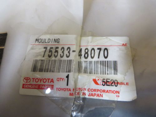 Toyota highlander 01-07 2001-2007 windshield molding nos rh oe # 7533 48070