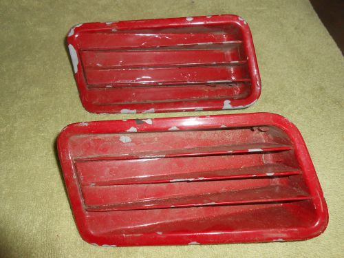 1967  mustang right hand front fender louvers , (set of two)