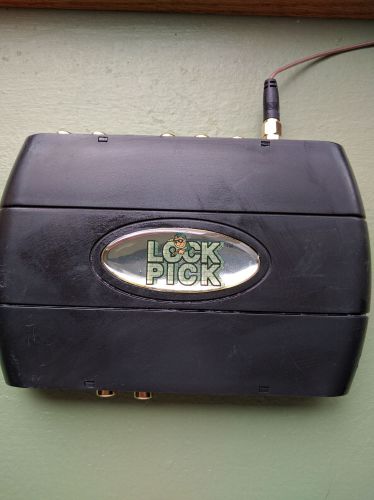 Ford &amp; lincoln add on cameras and more with mytouch lockpick air