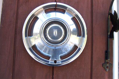 Oe 13 inch wheelcover, 1966 chevy ii/nova, 3962-d, daily driver quality