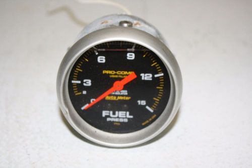 Auto meter 5413 pro-comp fuel pressure gauge 2-5/8&#034; liquid-filled mechanical
