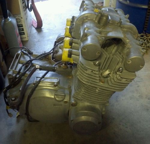 1979 suzuki gs750 engine and trans complete. chain drive, perfect for a bobber