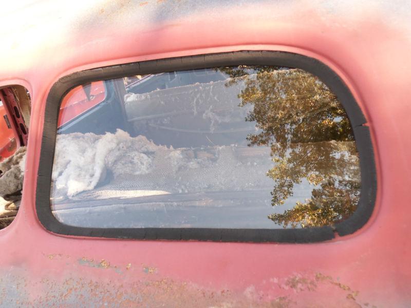 38 buick right rear back glass window