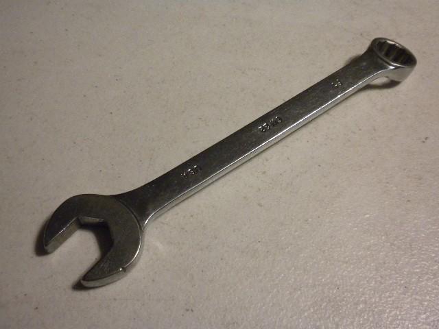 Mac tools 11/16" combination wrench cw22.