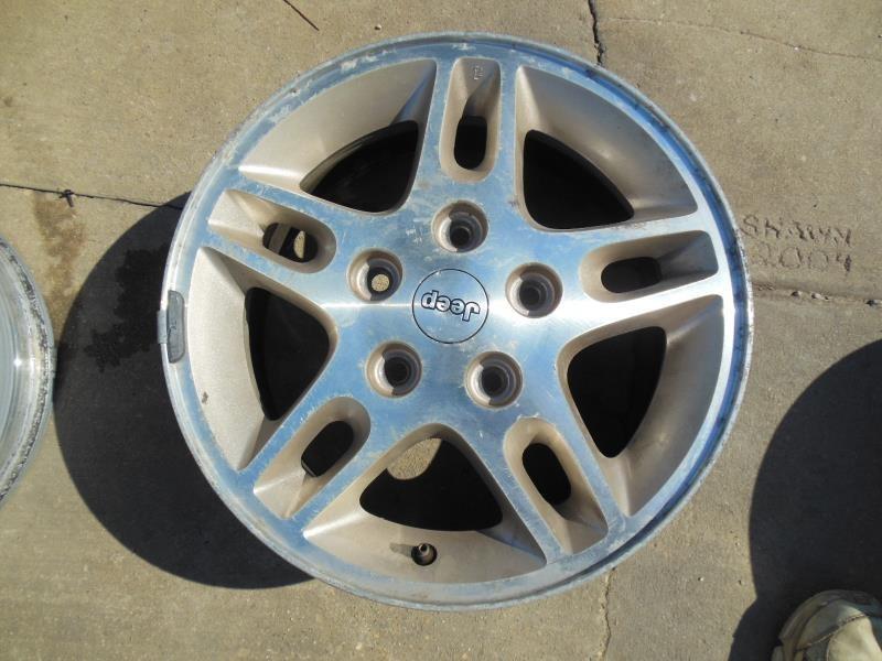 99 00 jeep grand cherokee wheel 16x7 aluminum rim 75695