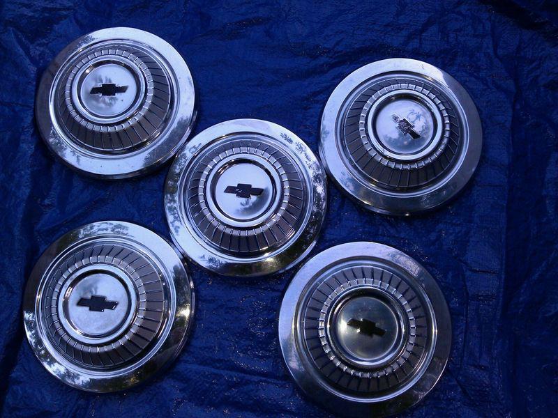 1960 s chevrolet hubcaps