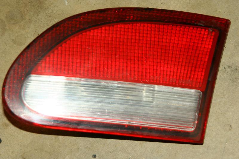 Chevrolet cavalier 95-99 tail light (right side)