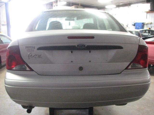 2003 ford focus tail lamp light right